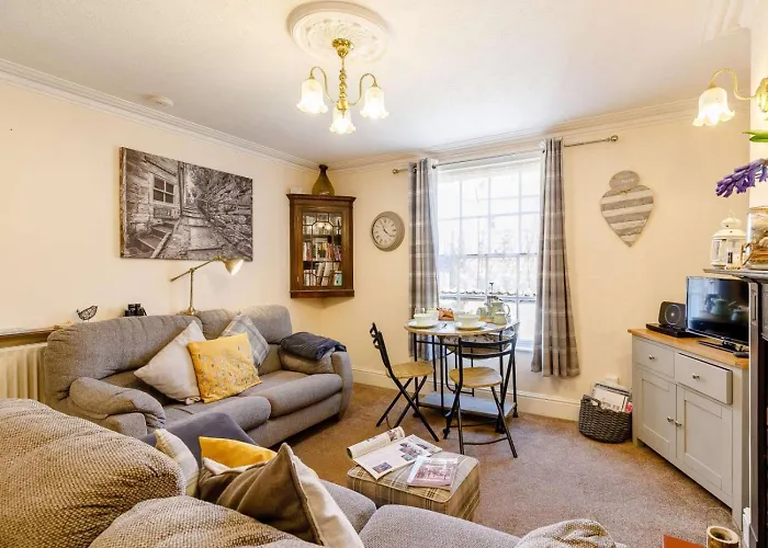 2 Bed In Whitby Oc-87059 * Robin Hood's Bay