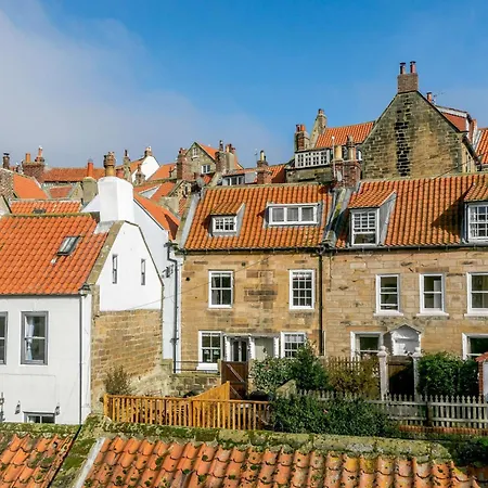 2 Bed In Robin Hoods Bay 87059 Hébergement de vacances *