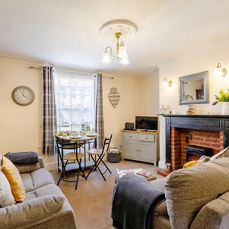2 Bed In Robin Hoods Bay 87059 Tatil Evi Robin Hood's Bay