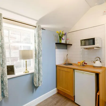 2 Bed In Whitby Oc-87059 * Robin Hood's Bay