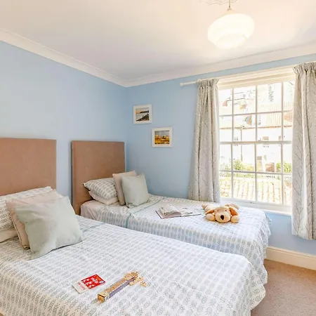 度假居 2 Bed In Robin Hoods Bay 87059 罗宾胡兹贝