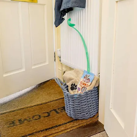 度假居 2 Bed In Robin Hoods Bay 87059 *